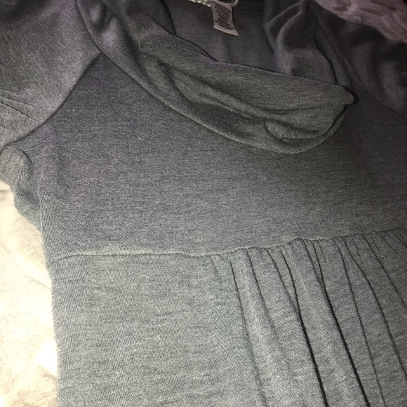 Grey Dress - Picture 3 of 4